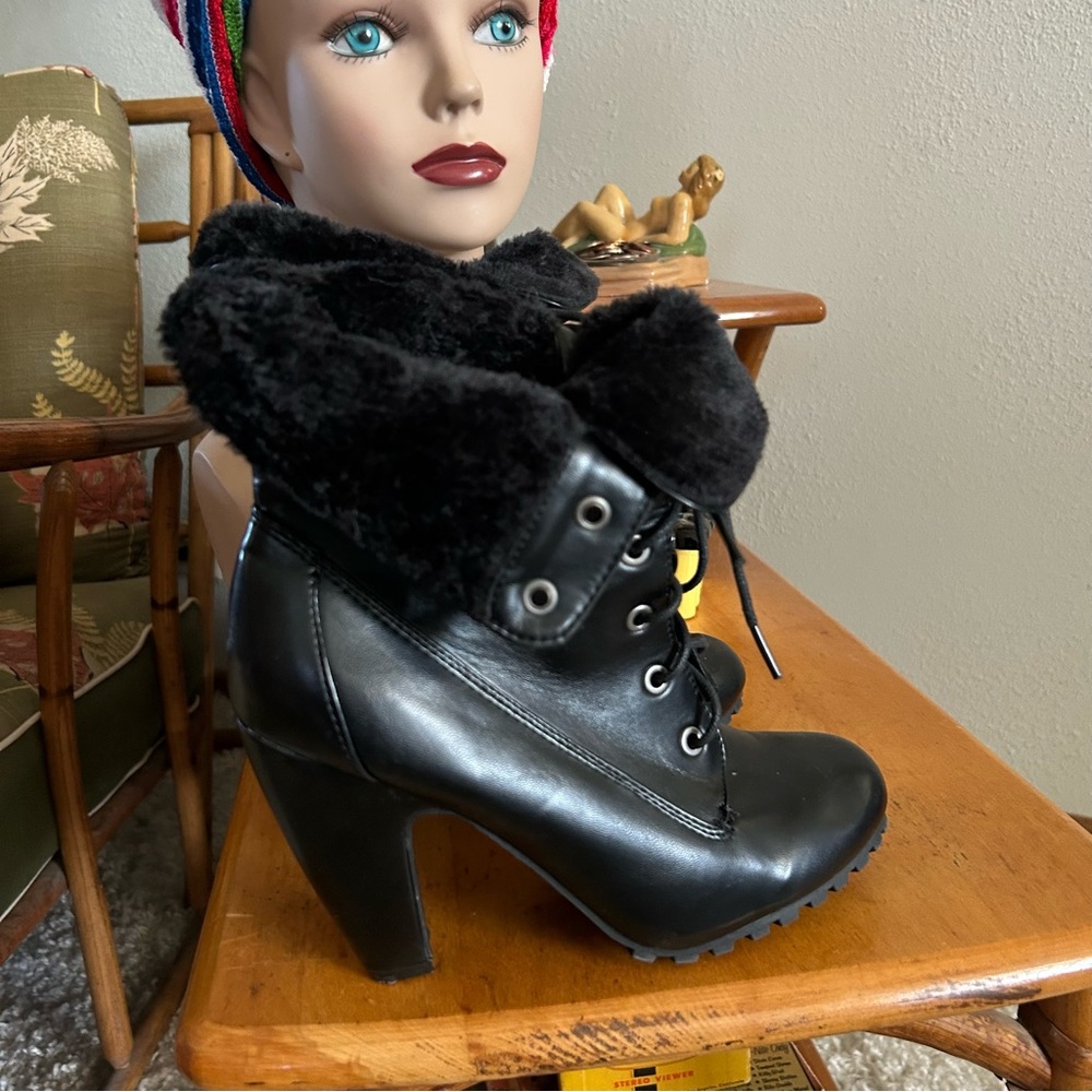 SOLD Retro Black Ankle Boots 9 Heel Bootie Faux Fur - Picture 3 of 8